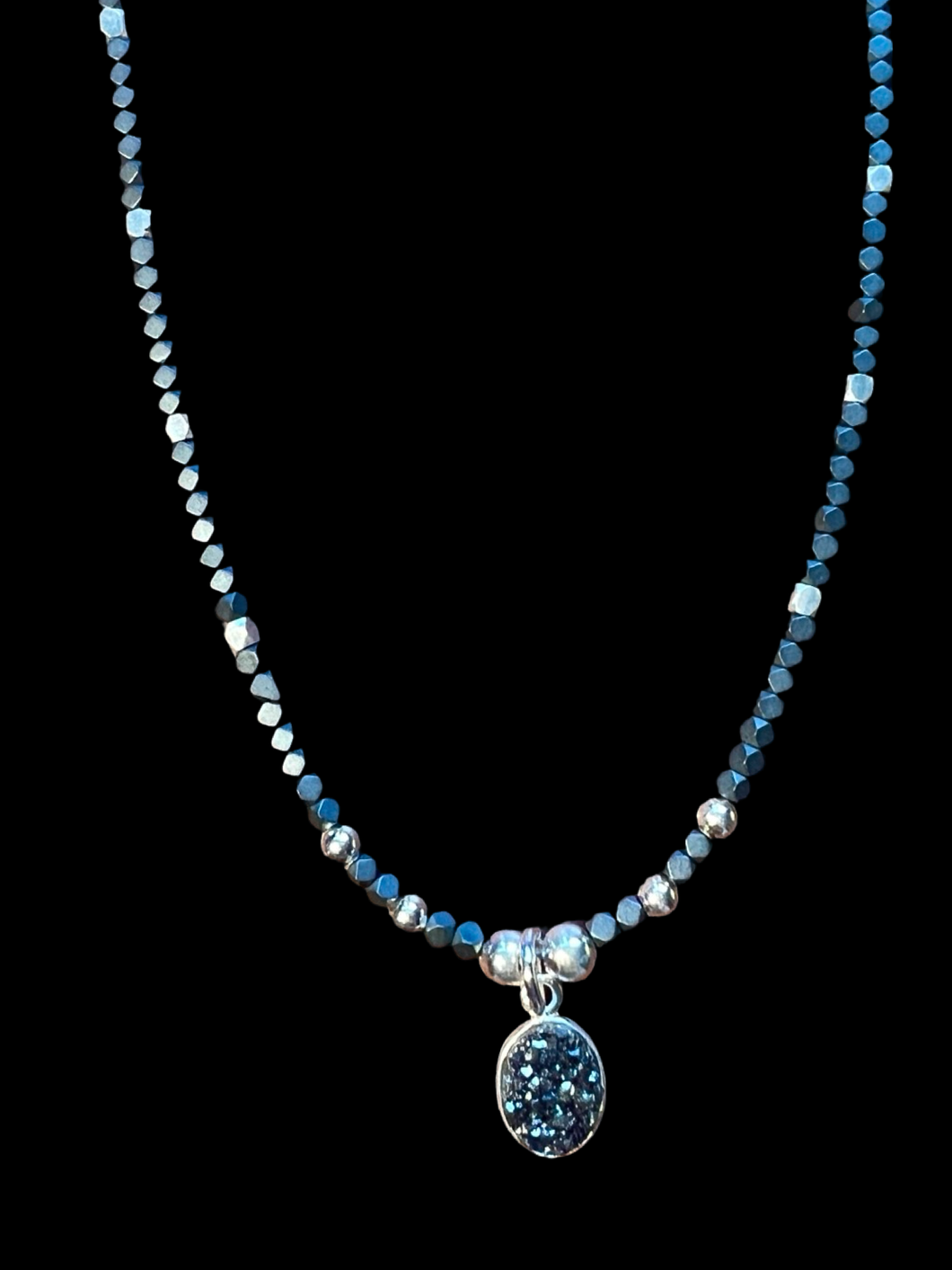 platinum druzy w/hematite