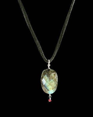 labradorite w/ruby
